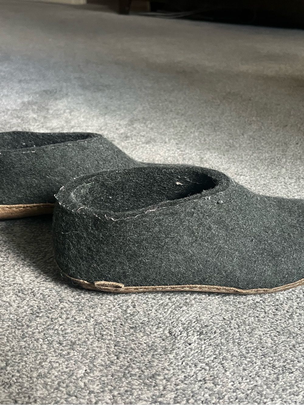 Glerups Women's Dark Green wool Slip-On Clog Slippers